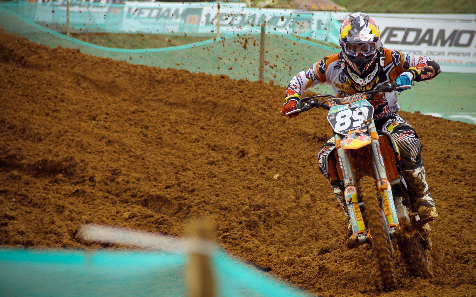 斯特克城球员集体确诊，大规模隔离措施生效，斯特里克